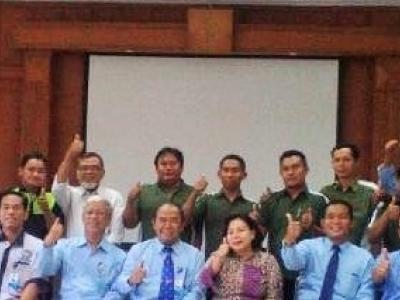 Pelatihan dan Sertifikasi Bidang Pemesinan Bubut & Pengelasan Pelatihan dan Sertifikasi Bidang Pemesinan Bubut & Pengelasan