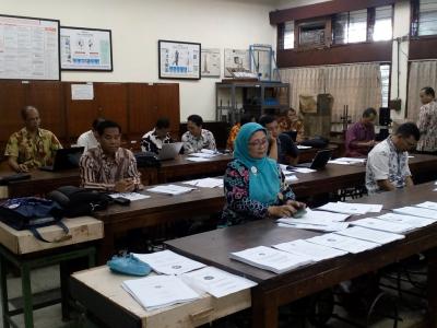 Seminar Proposal/Instrumen Penelitian Jurusan Pendidikan Teknik Mesin FT UNY Seminar Proposal/Instrumen Penelitian Jurusan Pendidikan Teknik Mesin FT UNY