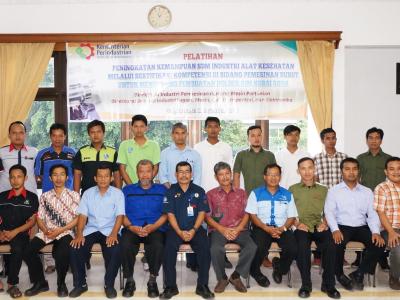 Pelatihan dan Sertifikasi Kompetensi Tenaga Industri Alat Kesehatan Jurusan Pendidikan Teknik Mesin FT UNY